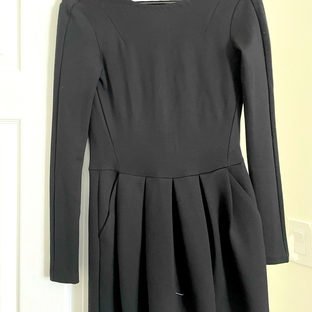 Wilfred Aritzia black dress babydoll mini style